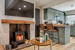Charming Cosy Cottage in Bollington Village - Bollington - 1