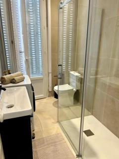 Appartement moderne à Juans les Pins de 60 m² avec parking - Juan-les-Pins - 2