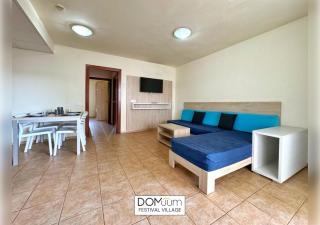 DOMuum Holidays - FESTIVAL VILLAGE - Salou - 2