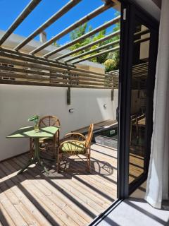 Serenity Suites Luxury Apartment 1 by IHR - Cap Malheureux - 7