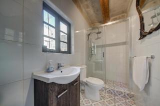 Charming House in Sliema close to Sliema ferries - 6