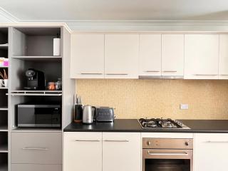 Charming quiet Home in City - Adelaide - 1