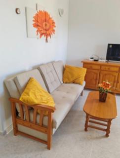 Sandy Bunker 2 bed apartment and pool - 8
