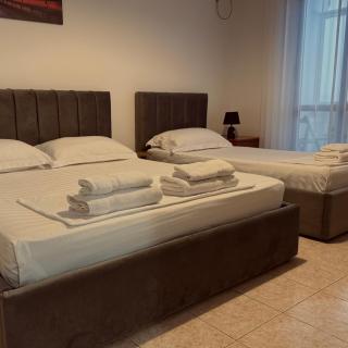 Hi5 Rooms - Tirana - 4