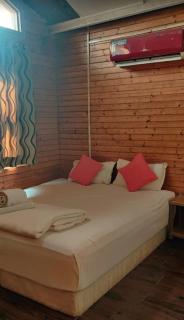 The Woods Beach Stay - Guhagar - 3