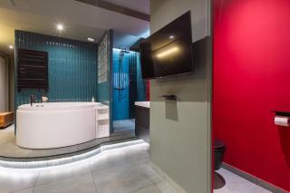 Arc de Triomphe Romantic SUITE Jacuzzi Emeraude - Parijs - 2