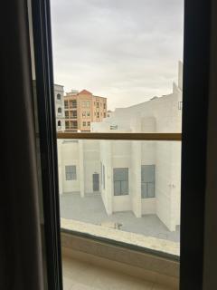 bedroom apartment & Lounge near Sheikh Mohammed Bin Zayed Road - Ajman - 3