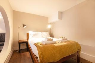 Luxury One Bedroom Mezzanine in Paddington - London - 8