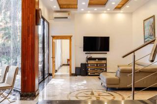 4BR Pool Villa Nai Harn - Rawai Beach - 1