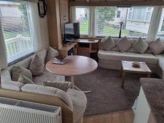S212 6 BERTH DELUXE GOLDEN PALM CHAPEL ST LEONARDs - Chapel Saint Leonards - 6