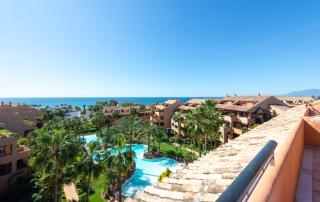 Stylish 4 bedroom Penthouse Just Steps from Bahia Marbella Beach - Marbella - 0