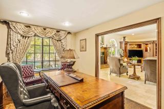 @ Marbella Lane - Hidden Gem in Orange County - 1