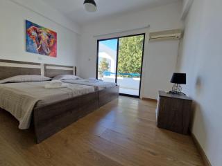 3 Bedroom Apartment, Natalia Centre, by IMH Europe Travel & Tours - Paphos - 2