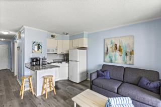 Near Beach Lush View Heated Pool Balcony Hot Tub - Galveston - 1