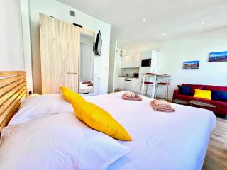 ApartHotel Riviera - Balcon Lenval Sea View with AC Promenade des Anglais - Nice - 5