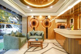 Just Renovated - Hotel Krishna Palace With Parking & Only 2 Mins Walk from Metro - 7