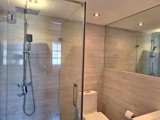 2-bedroom waterfront serenity in Jolly Harbour - Jolly Harbour - 1