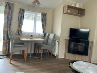 Chalet Kegelrobbe mir riesiger überdachter Terrasse am Kransburger See 544 - 1