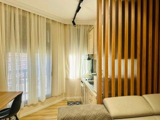 Sunny Apartment - Tirana - 8