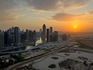 Fantastic Downtown Skyline und Sea View 44th floor Pool Gym Luxury Studio - 0