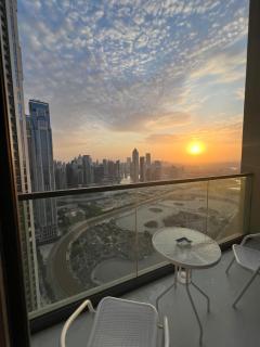 Fantastic Downtown Skyline und Sea View 44th floor Pool Gym Luxury Studio - 3