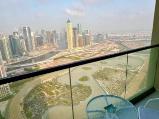 Fantastic Downtown Skyline und Sea View 44th floor Pool Gym Luxury Studio - 1