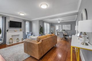 Midtown Retreat, 4mi to Downtown & Large Private Deck - 2
