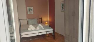 Rose Apartment Athens Center , 5BD, 2 BATH - Atene - 0
