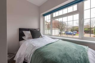 Large Wonderful Worthing House with Office & Parking - Patching - 3