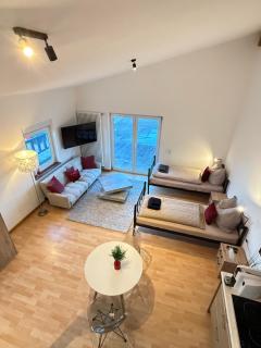 Penthousewohnung Leingarten mit atemberaubendem Ausblick - Leingarten - 9