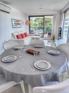 TORRE CHRONOS PREMIUM 2 Dormitorios - Punta del Este - 1