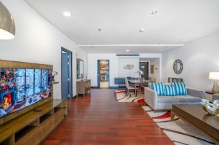 RH -Luxury Living, Full Sea View Apartment on palm - 2