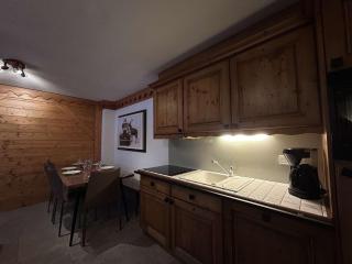 Superbe Appartement 4P 6 Pers avec Piscine et Parking à Méribel - FR-1-180-598 - Les Allues - 8