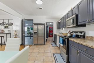 Noir Manor 3BR House - 1