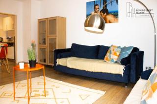 Gemütliche 2-Zimmer Wohnung, zentrale Lage, Smart TV - - 9