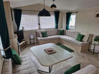 Ellies caravan hire - Kinmel Bay - 5