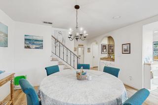 Sunny's Santa Barbara Beach House - Santa Barbara - 4