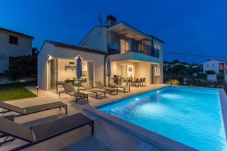 Moderne Villa Bella N für 6 Personen, Pool und Panoramameerblick - Višnjan - 9
