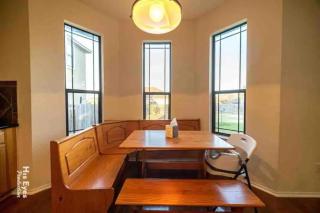 Hill Country Beauty in Red - Cedar Park - 9