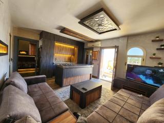 Luxury Poolside Retreat Elegant Apartment within a Seafront Hotel - 0