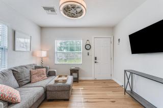 The Lush Retreat of Magnolia Heights - Sint-Petersburg - 6