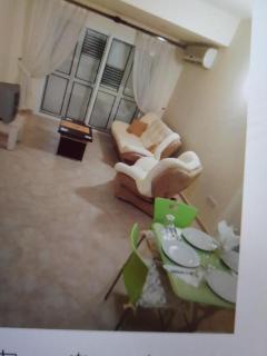 Beautiful 1-Bed House - 4