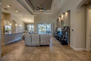 Beautiful Upscale Gulf Access Home, Villa Antigua - Cape Coral - 3