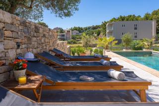 New! Villa Praska with private 28,5 sqm pool, 3 en-suite bedrooms, Sauna, 1km to Beach - Podstrana - 4