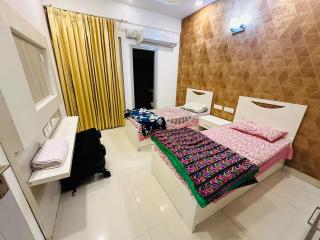 Luxury Flat Mohali Chandigarh ,Party ,JBL MUSIc systm - Chandīgarh - 3
