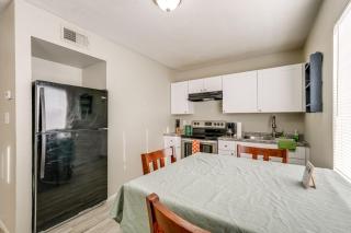 2 Mi to Dtwn and Chase Field Condo with City View! - Phoenix - 2