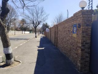 EMPEROR LODGE AND TOURS - 8