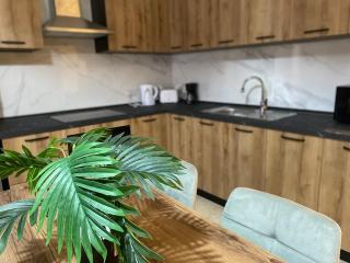 Red Rose Modern Apartment in the Heart of San Pawl - St Paul's Bay - 7