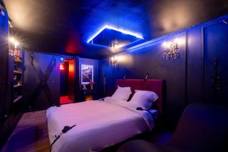 Le Boudoir Secret - Love Room avec Chambre Secrète - Le Luc - 6
