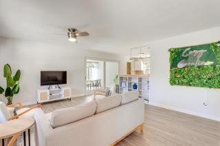 Boho-Chic Sarasota Hideaway Yard and Fire Pit! - Sarasota - 0